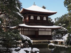 雪の銀閣寺3